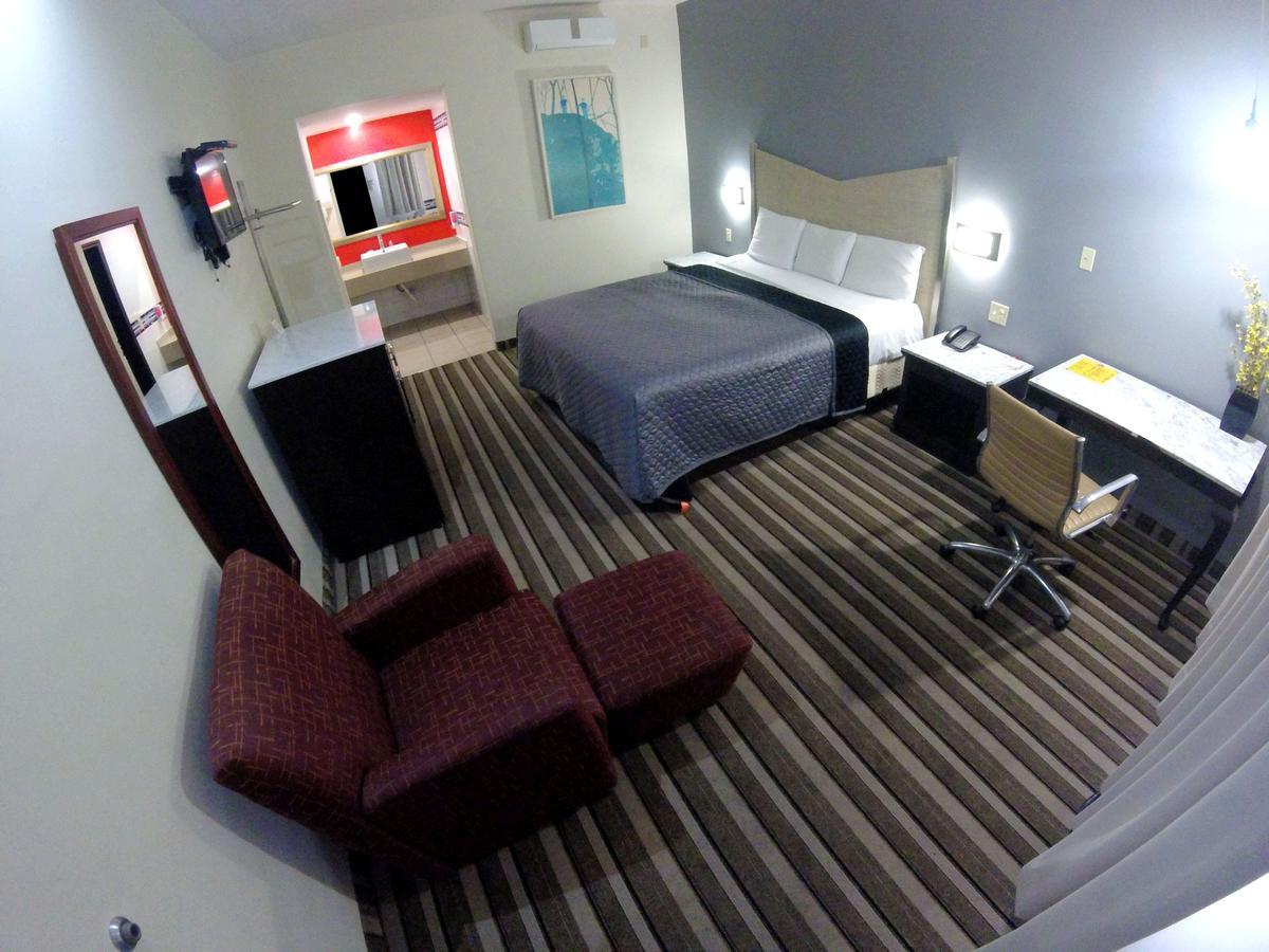 Hotel Las Torres Mexicali Bagian luar foto